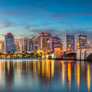 Horizonte de West Palm Beach, Florida.