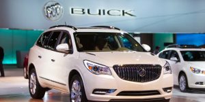 Buick Enclave exhibido en el Salón del Automóvil de Chicago.